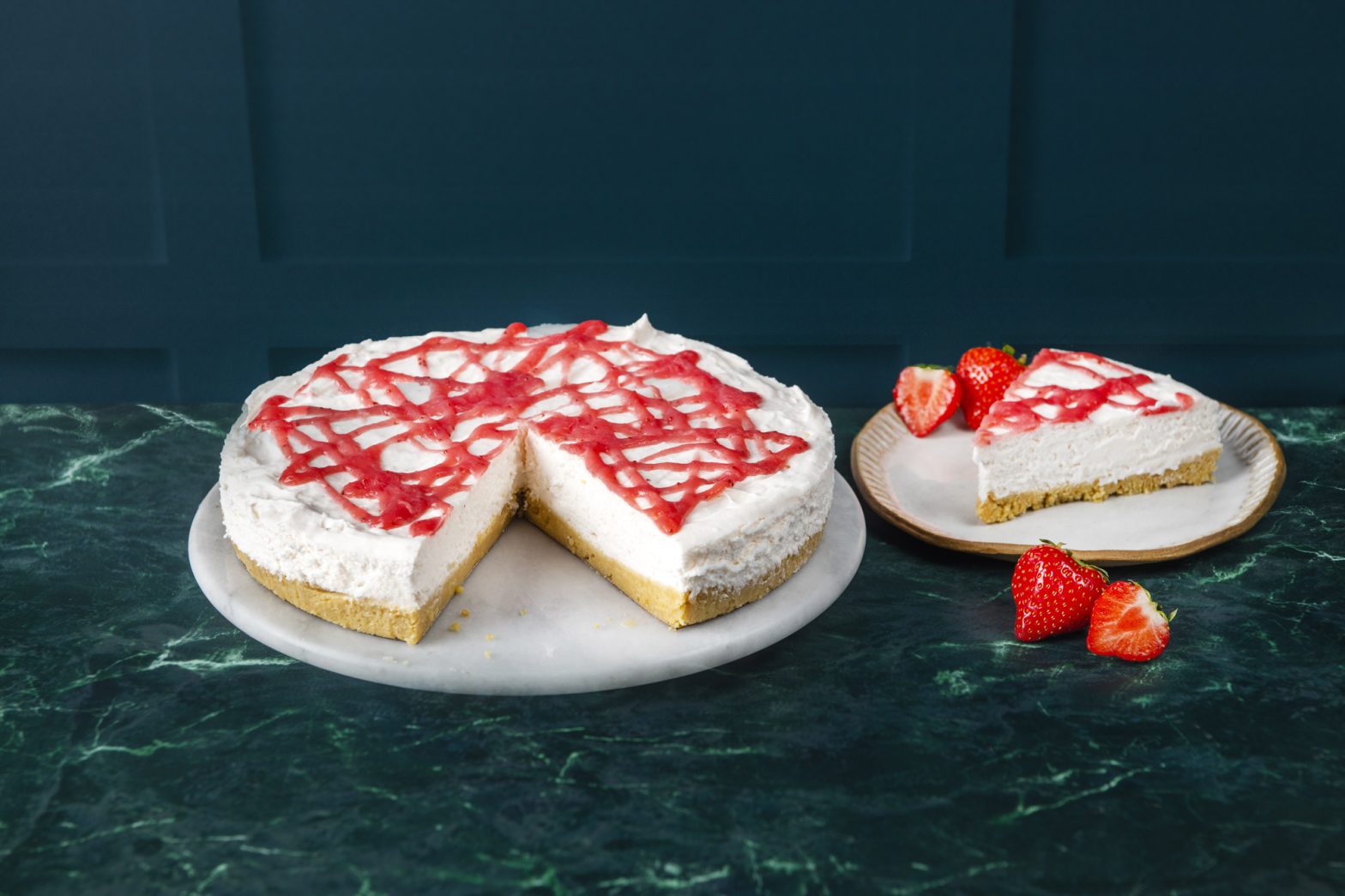 Gluten Free Vegan Strawberry Cheesecake