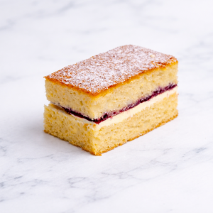 Raspberry Victoria Sponge Traybake
